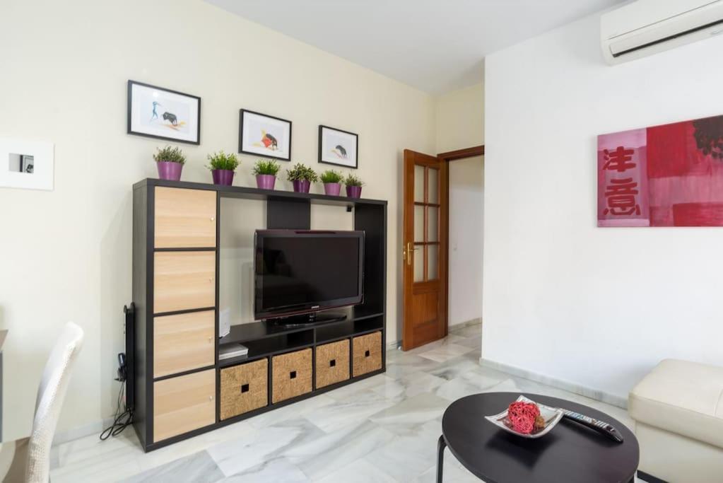 Bright, Quiet And Nice Ground Floor In The Center Malaga Exterior photo
