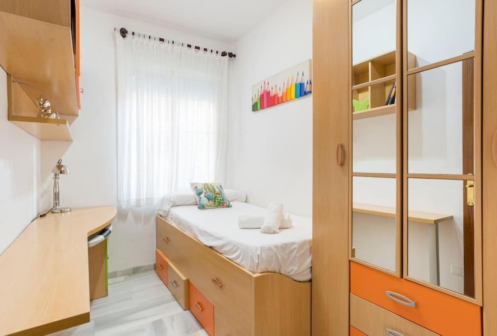 Bright, Quiet And Nice Ground Floor In The Center Malaga Exterior photo